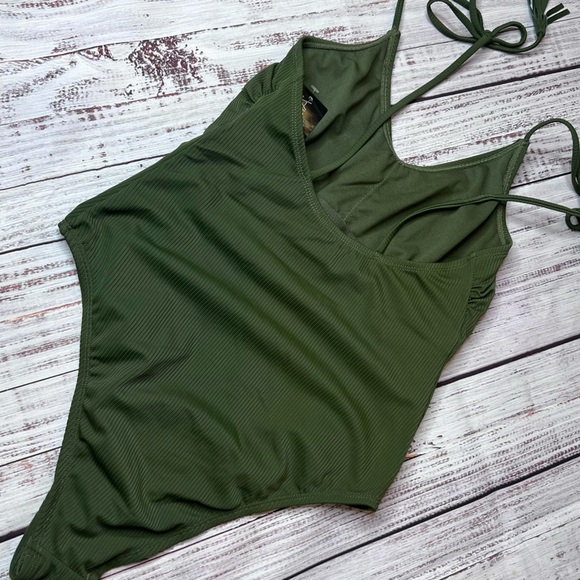 California Waves One Piece Swimsuit - Picture 3 of 4